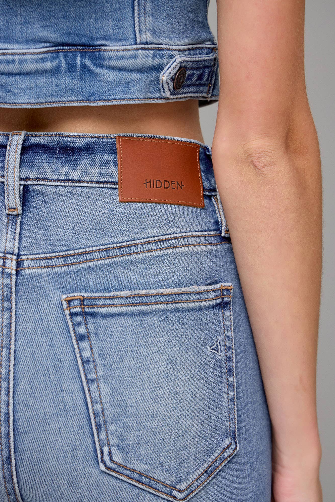 Medium Dark Stretch 33" Inseam Dad Jean