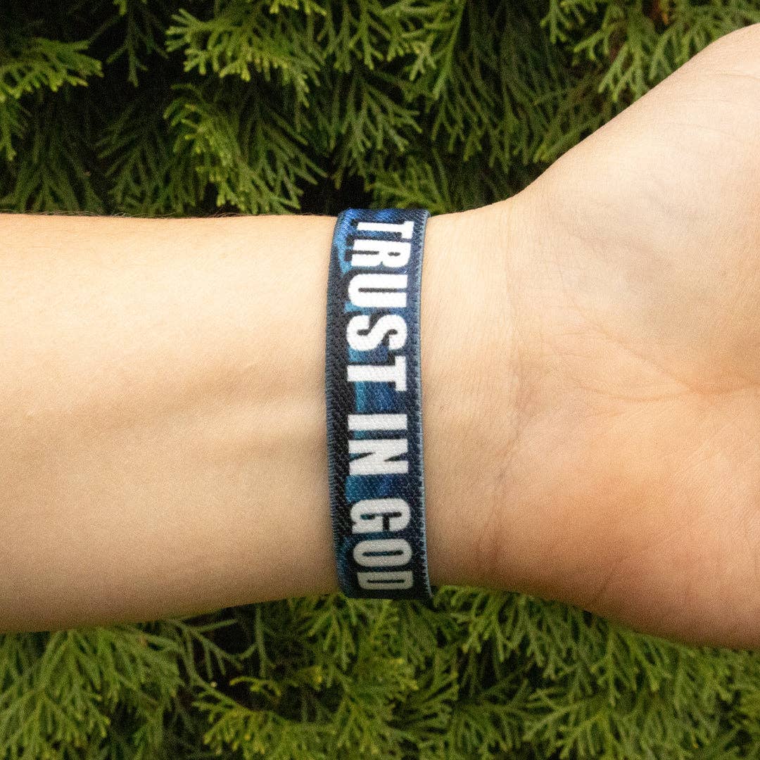 Trust In God NFC Bible Verse Bracelet