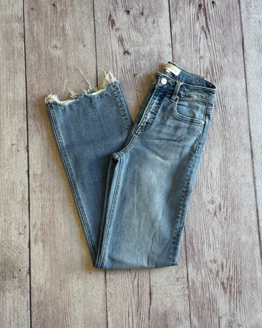 High Rise-Wide Leg-Raw Hem Jeans