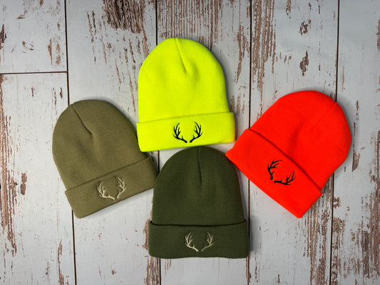 Antler Embroidery Fleece Lined Knit Cap