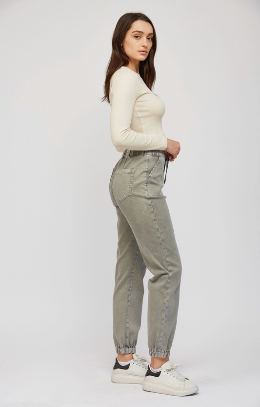 High Rise Crop Jogger