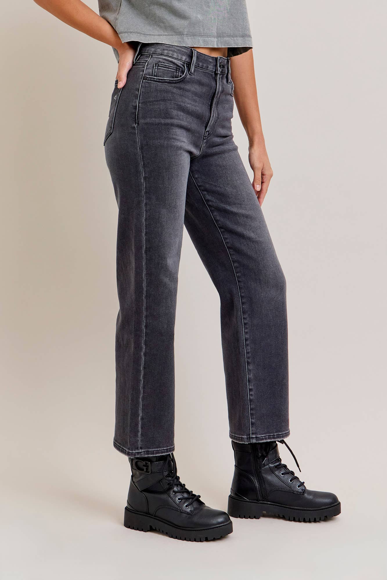 Charcoal Wash Clean Stretch 28" Inseam Wide Straight