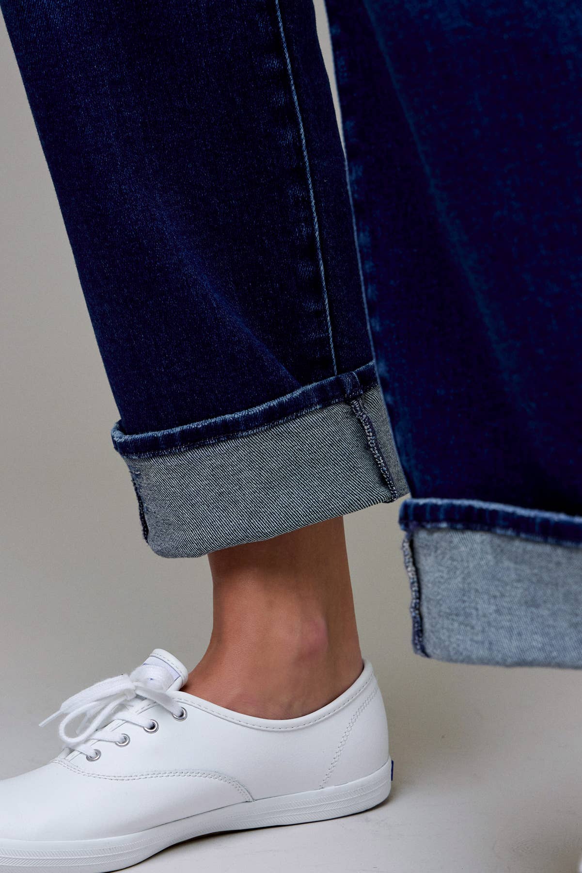 Dark Wash Cuffed Stretch 31" Inseam Straight Jean